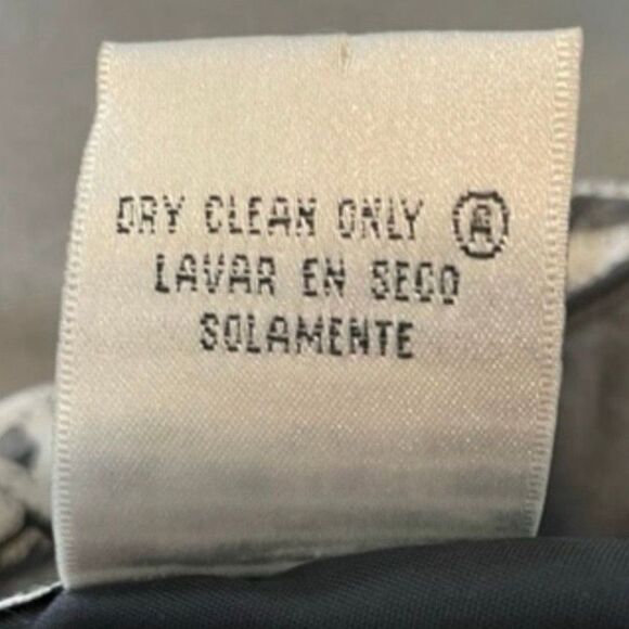 Vision Apparel Silk Beaded Blouse Black White Paisley Print Ruffle V-Neck 2X - Picture 7 of 7